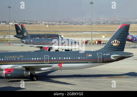 Royal Jordanian Airlines (ist die Fluggesellschaft unter der Flagge Jordaniens), Airbus A321 Stockfoto