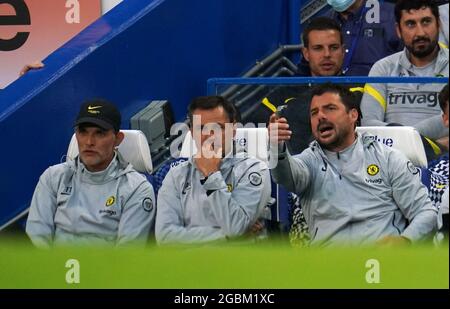 Chelsea-Manager Thomas Tuchel (links) beim Spiel der Mind Series in Stamford Bridge, London. Bilddatum: Mittwoch, 4. August 2021. Stockfoto