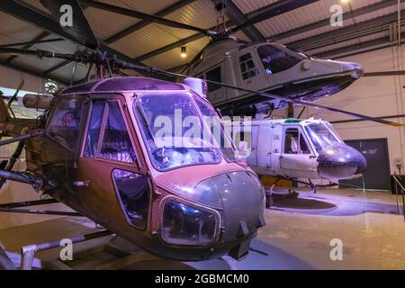 England, Hampshire, Andover, Andover Army Flying Museum, Ausstellung verschiedener Militärhubschrauber Stockfoto