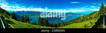 Panorama von Rigi mit Blick auf die schweizer alpen. Urlaubsziel. Stockfoto