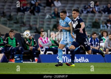 MELBOURNE, AUSTRALIEN - 06. MÄRZ: Jamie Maclaren von Melbourne City kontrolliert den Ball während des Hyundai A-League-Fußballmatches zwischen Melbourne Victory und Melbourne City FC am 06. März 2021 im Marvel Stadium in Melbourne, Australien. Kredit: Dave Hewison/Speed Media/Alamy Live Nachrichten Stockfoto