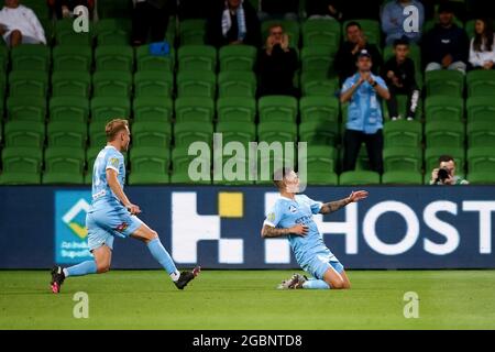 MELBOURNE, AUSTRALIEN - 26. MÄRZ: Jamie Maclaren aus Melbourne City feiert am 26. März 2021 im AAMI Park in Melbourne, Australien, das Fußballspiel der Hyundai A-League zwischen dem FC Melbourne City und dem Western Sydney Wanderers FC. Kredit: Dave Hewison/Speed Media/Alamy Live Nachrichten Stockfoto