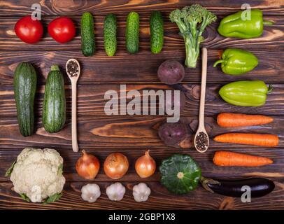 Gesundes Essen für Salat. Flach liegend, Draufsicht. Lebensmittelknollung. Stockfoto