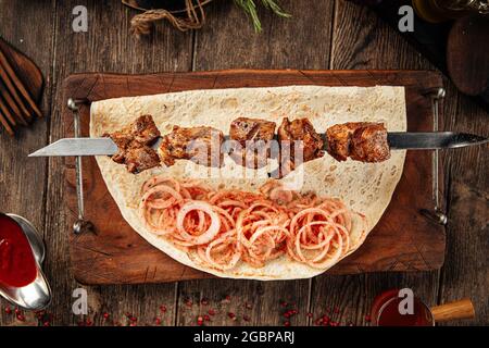Gegrillte schaschlik-Spieße mit georgianischem Hammelfleisch Stockfoto