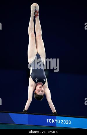 Die britische Andrea Spendolini-Sirieix in Aktion beim Finale der 10-m-Plattform für Frauen beim Tauchen im Tokyo Aquatics Center am dreizehnten Tag der Olympischen Spiele in Tokio 2020 in Japan. Bilddatum: Donnerstag, 5. August 2021. Stockfoto