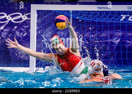 Tokio, Japan. August 2021. TOKIO, JAPAN - 5. AUGUST: Alda Magyari aus Ungarn während des Olympischen Wasserball-Turniers 2020 in Tokio Frauen Halbfinale zwischen dem Team Spanien und dem Team Ungarn im Tatsumi Waterpolo Center am 5. August 2021 in Tokio, Japan (Foto von Marcel ter Bals/Orange Picics) Credit: Orange Pics BV/Alamy Live News Stockfoto