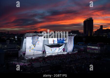 Tokio, Japan. August 2021. Der Aomi Urban Sports Park, Olympische Sommerspiele 2020 in Tokio, während des Boulderabschnitts des Männer-Sportkletterfinales am 5. August 2021 in Tokio, Japan. Quelle: Ondrej Deml/CTK Photo/Alamy Live News Stockfoto