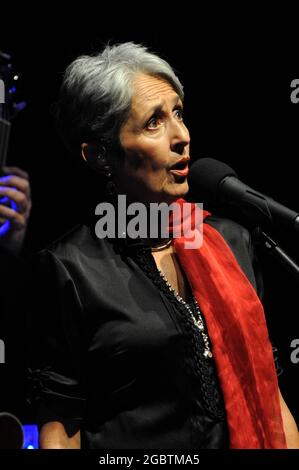 Mailand Italien 2008-10-02 : Joan Baez Live-Konzert im Smeraldo Theater Stockfoto