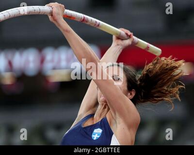 Tokio, Japan. August 2021. Die Griechin Katerina Stefanidi tritt beim Finale der Polentauchkammer der Frauen bei den Olympischen Spielen 2020 in Tokio, Japan, am 5. August 2021 an. Quelle: Li Ming/Xinhua/Alamy Live News Stockfoto