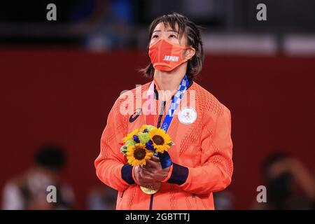 Tokio, Japan. August 2021. Risako Kawai (JPN) Wrestling : Medaillenübergabe während der Olympischen Spiele 2020 in Tokio in der Makuhari Messe Hall A in Tokio, Japan. Quelle: AFLO SPORT/Alamy Live News Stockfoto