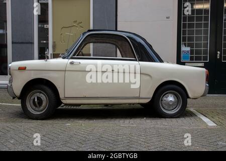Autobianchi Bianchina Car In Amsterdam, Niederlande 5-8-2021 Stockfoto