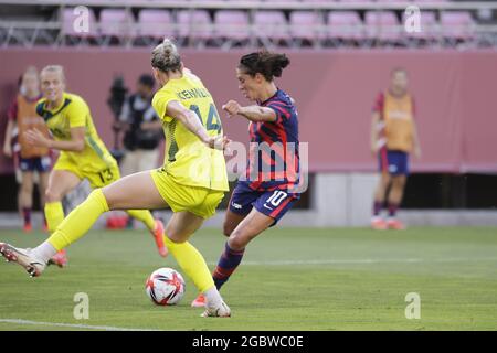 Tokio, Japan. August 2021. Alanna KENNEDY (AUS) Carli LLOYD (USA) während der Olympischen Spiele Tokio 2020, Fußball-Frauen-Bronze-Medaille-Match zwischen Australien und den Vereinigten Staaten am 5. August 2021 im Ibaraki Kashima Stadium in Kashima, Japan - Photo Photo Photo Kishimoto/DPPI Credit: Independent Photo Agency/Alamy Live News Stockfoto