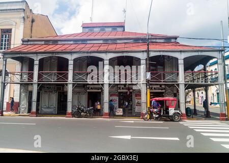 IQUITOS, PERU - 18. JULI 2015: La Casa de Fierro (das Eiserne Haus) in Iquitos, Peru Stockfoto