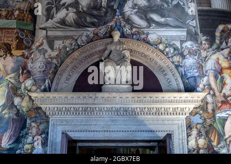 Wandgemälde im Palazzo Vecchio auf der Piazza della Signoria in Florenz, Italien. Stockfoto