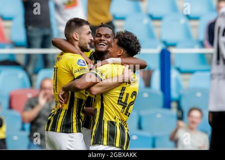 ARNHEM, NIEDERLANDE - 5. AUGUST: Während des Qualifikationsspiels der UEFA Europa Conference League zwischen Vitesse und dem FC Dundalk in Gelredome am 5. August 2021 in Arnhem, Niederlande (Foto: Broer van den Boom/Orange Picts) Stockfoto