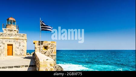 Blick auf Leuchtturm in Monemvasia Stadt - Lakonien Peloponnes, Griechenland Stockfoto