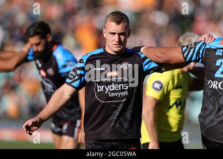 SYDNEY, AUSTRALIEN - 11. APRIL: Jacob Liddle of the Tigers erwärmt sich während des 5. NRL-Spiels zwischen den Wests Tigers und den North Queensland Cowboys am 11. April 2021 in Leichhardt Oval in Sydney, Australien. Quelle: Pete Dovgan/Speed Media/Alamy Live News Stockfoto