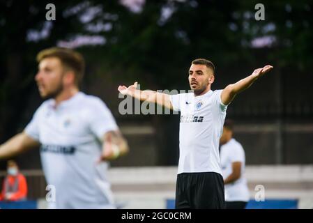 RIGA, LETTLAND. August 2021. UEFA Europa Conference League Spiel der dritten Qualifikationsrunde zwischen DEM FC RIGA und den Hiberniern. Stockfoto