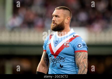 SYDNEY, AUSTRALIEN - 25. APRIL: Jared Waerea-Hargreaves of the Roosters schaut sich während des NRL-Spiels der sieben Runden zwischen den Sydney Roosters und St. George Illawarra Dragons am 25. April 2021 auf dem Sydney Cricket Ground in Sydney, Australien, an. Quelle: Steven Markham/Speed Media/Alamy Live News Stockfoto