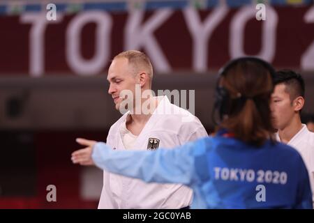 Tokio, Japan. August 2021. Karate: Olympia, Männer, Endrunde, 75 kg/Kumite bei Nippon Budokan. Noah Bitsch aus Deutschland. Quelle: Jan Woitas/dpa/Alamy Live News Stockfoto