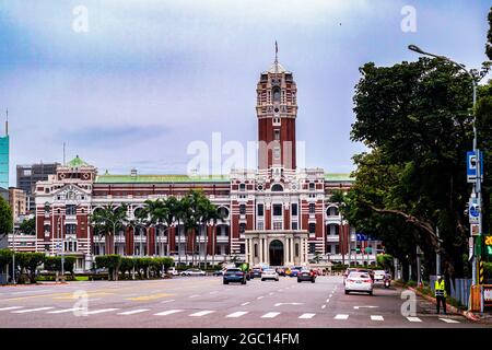 Taipeh, Taiwan. August 2021. Eine allgemeine Ansicht des Präsidentenbüros in Taipeh. (Foto von Walid Berrazeg/SOPA Images/Sipa USA) Quelle: SIPA USA/Alamy Live News Stockfoto