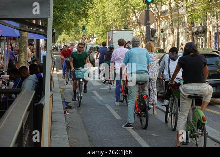 Paris, Radweg // Paris, Bicycle Lane