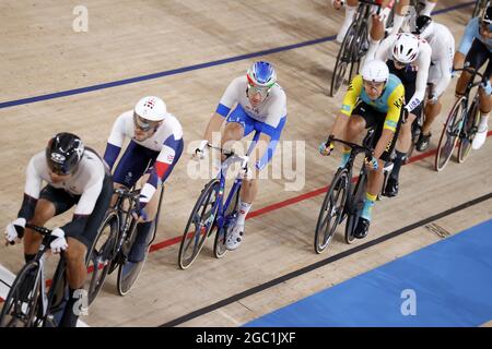 Tokio, Japan. August 2021. VIVIANI Elia (ITA) Bronze Medal during the Olympic Games Tokyo 2020, Cycling Track Men's Omnium Points Race on August 5, 2021 at Izu Velodrome in Izu, Japan - Photo Photo Photo Kishimoto/DPPI Credit: Independent Photo Agency/Alamy Live News Stockfoto