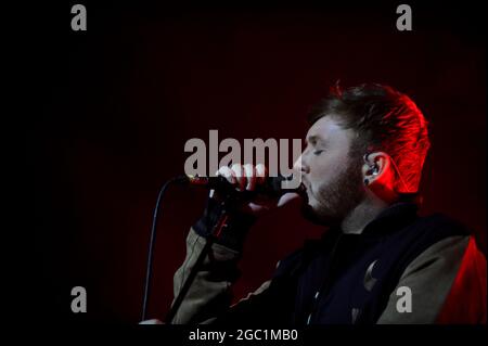 James Arthur beim Auftritt im Rathaus von Sheffield Stockfoto