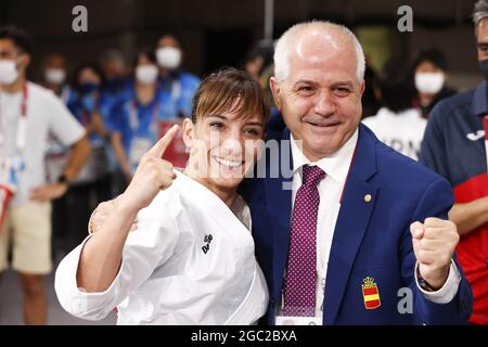 Tokyo, Japan,06/08/2021, SANCHEZ JAIME Sandra (ESP) Goldmedaille während der Olympischen Spiele Tokyo 2020, Karate Women's Kata Final Bout am 5. August 2021 in Nippon Budokan in Tokio, Japan - Foto Foto Kishimoto / DPPI Stockfoto