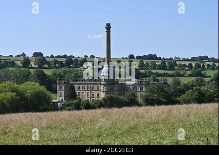 Bliss Mill, eine ehemalige Wollmühle, die heute Luxusappartements ist, befindet sich in Chipping Norton, der Stadt im Norden von Oxfordshire Stockfoto