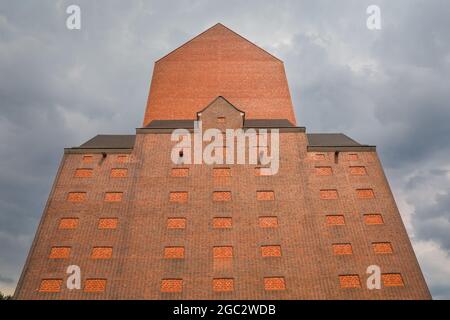 Landesarchiv NRW, historisches Getreidespeicher, jetzt Landesarchiv Rheinland, Binnenhafen, Duisburg, Deutschland Stockfoto