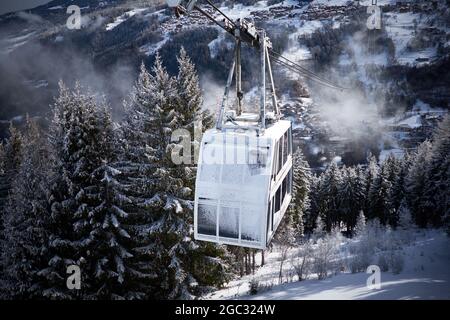 Eine große Seilbahn in der Nähe von La Plange, Frankreich Stockfoto