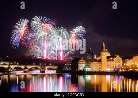 Prager Neujahrsfeuerwerk 2018 Stockfoto