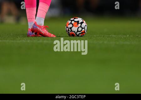 Nike Strike Aerowsculpt 2021/22 Offizieller Premier League-Spielball - Norwich City gegen Gillingham, Pre-Season Friendly, Carrow Road, Norwich, Großbritannien - 3. August 2021 Stockfoto