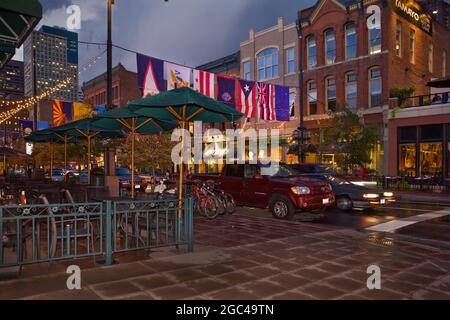 Larimer Square Dusk Denver CO Stockfoto
