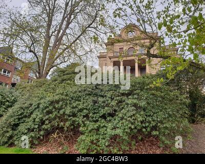 Blick auf die Villa Josef Thyssen im Thyssen Park in Mülheim Stockfoto