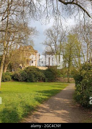 Blick auf die Villa Josef Thyssen im Thyssen Park in Mülheim Stockfoto