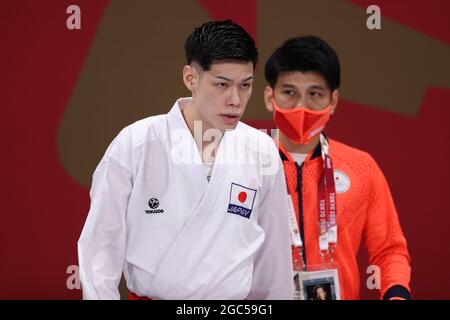 Tokio, Japan. August 2021. Tokio, Japan. August 2021. Ken Nishimura (JPN) Karate: Männer-Kumite-75 kg Ausscheidungsrunde während der Olympischen Spiele in Tokio 2020 im Nippon Budokan in Tokio, Japan . Kredit: Naoki Nishimura/AFLO SPORT/Alamy Live Nachrichten Gutschrift: Aflo Co. Ltd./Alamy Live Nachrichten Stockfoto
