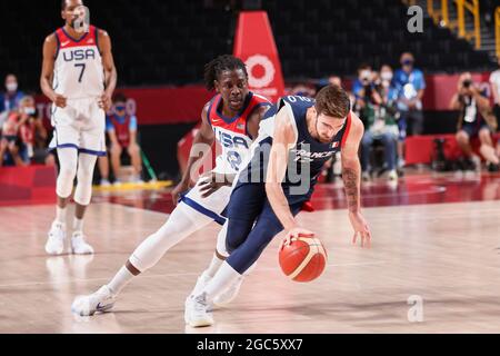 Tokio, Japan. August 2021. Nando DE COLO (12) aus Frankreich während der Olympischen Spiele Tokio 2020, Basketball-Goldmedaillenspiel, Frankreich - Vereinigte Staaten am 7. August 2021 in der Saitama Super Arena in Tokio, Japan - Foto Ann-Dee Lamour / CDP MEDIA / DPPI Credit: DPPI Media/Alamy Live News Stockfoto