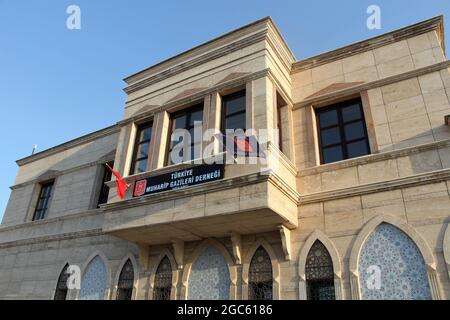 Aziziye Nachbarschaft, in einem traditionellen Haus. Ein restauriertes türkisches Haus. Ein Herrenhaus im Stadtteil Karatay. Stockfoto