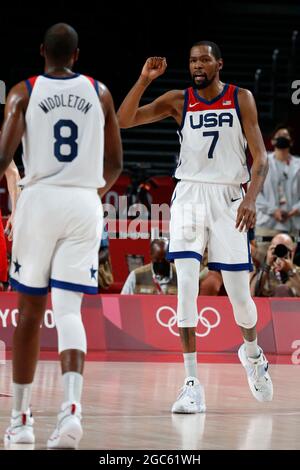 Tokio, Kanto, Japan. August 2021. Kevin Durant (7) vom Team United States gegen Frankreich beim Basketball-Goldmedaillenspiel der Männer während der Olympischen Sommerspiele 2020 in Tokio in der Saitama Super Arena. (Bild: © David McIntyre/ZUMA Press Wire) Bild: ZUMA Press, Inc./Alamy Live News Stockfoto