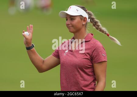 Saitama, Japan. August 2021. Emily Kristine Pedersen aus Dänemark reagiert während der vierten Runde des Golfspiels der Frauen bei den Olympischen Spielen 2020 in Tokio in Saitama, Japan, 7. August 2021. Quelle: Zheng Huansong/Xinhua/Alamy Live News Stockfoto