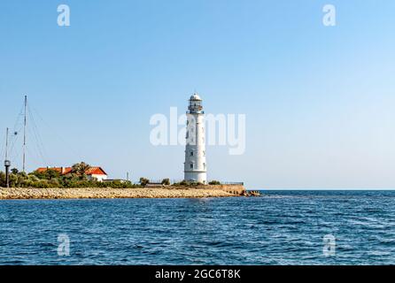 Chersonesskiy Leuchtturm, Kap Chersones, Sewastopol, Krim, Russland. Klarer, sonniger Tag. Stockfoto