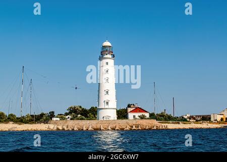 Chersonesskiy Leuchtturm, Kap Chersones, Sewastopol, Krim, Russland. Klarer, sonniger Tag. Stockfoto