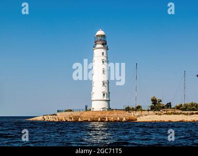 Chersonesskiy Leuchtturm, Kap Chersones, Sewastopol, Krim, Russland. Klarer, sonniger Tag. Stockfoto