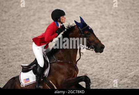 Jessica Springsteen aus den USA an Bord von Don Juan Van De Donkhoeve während des Jumping Team Finales im Equestrian Park am 15. Tag der Olympischen Spiele in Tokio 2020 in Japan. Bilddatum: Samstag, 7. August 2021. Stockfoto