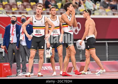 Der Belgier Alexander Doom, der Belgier Dylan Borlee, der Belgier Jonathan Sacoor und der Belgier Kevin Borlee sehen nach dem Finale der 4x400-m-Männer-Staffel niedergeschlagen aus Stockfoto