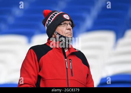 Cardiff, Großbritannien. August 2021. Barsley-Unterstützer im Cardiff City Stadium in Cardiff, Vereinigtes Königreich am 8/7/2021. (Foto von Mike Jones/News Images/Sipa USA) Quelle: SIPA USA/Alamy Live News Stockfoto