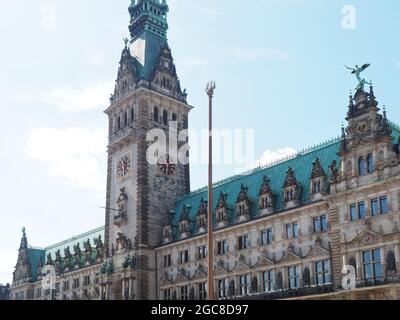 Schöne Architektur in Hamburg: Historisches Rathaus Stockfoto
