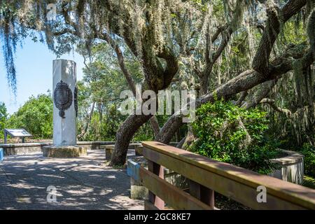 Das Ribault Monument (Ribault Column) erinnert an die Landung von Jean Ribault im Jahr 1562 in der Nähe der Mündung des St. Johns River im aktuellen Jacksonville, FL. Stockfoto